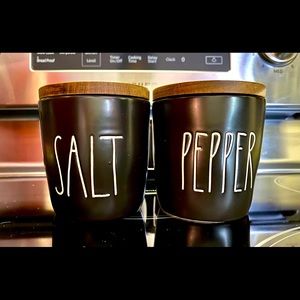 ⚫️🧂 Rae Dunn: SALT/PEPPER Cellars ⚫️🧂